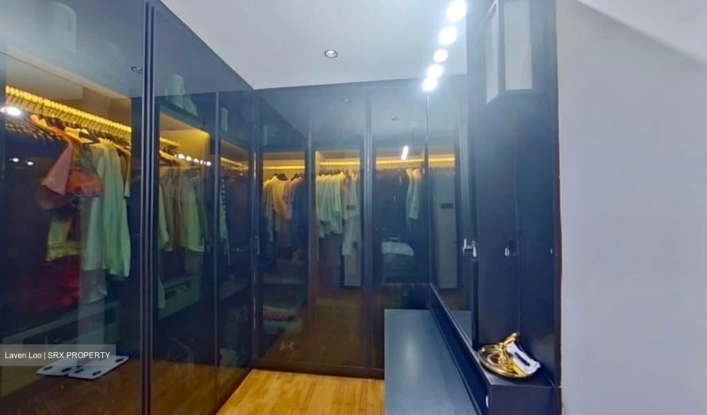 Blk 556 Jurong West Street 42 (Jurong West), HDB Executive #559781091